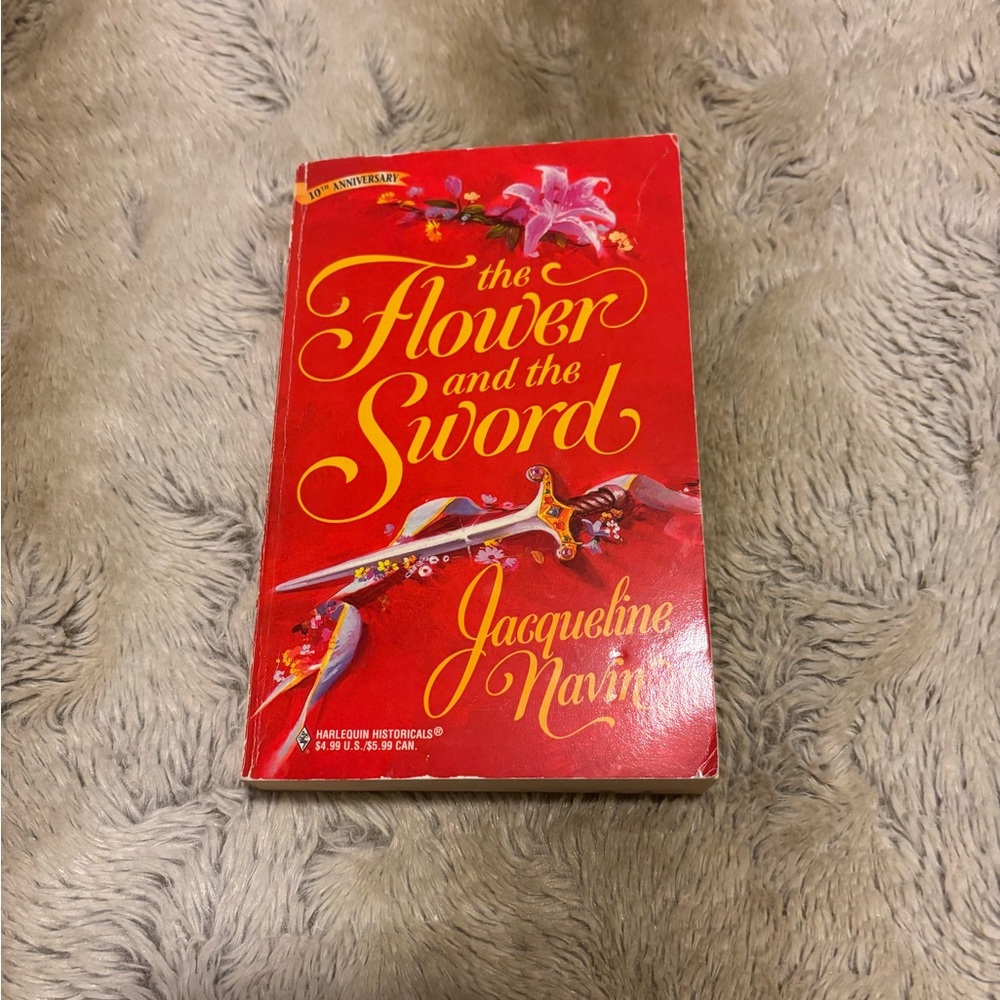 The flower and the sword by Jacqueline Navin